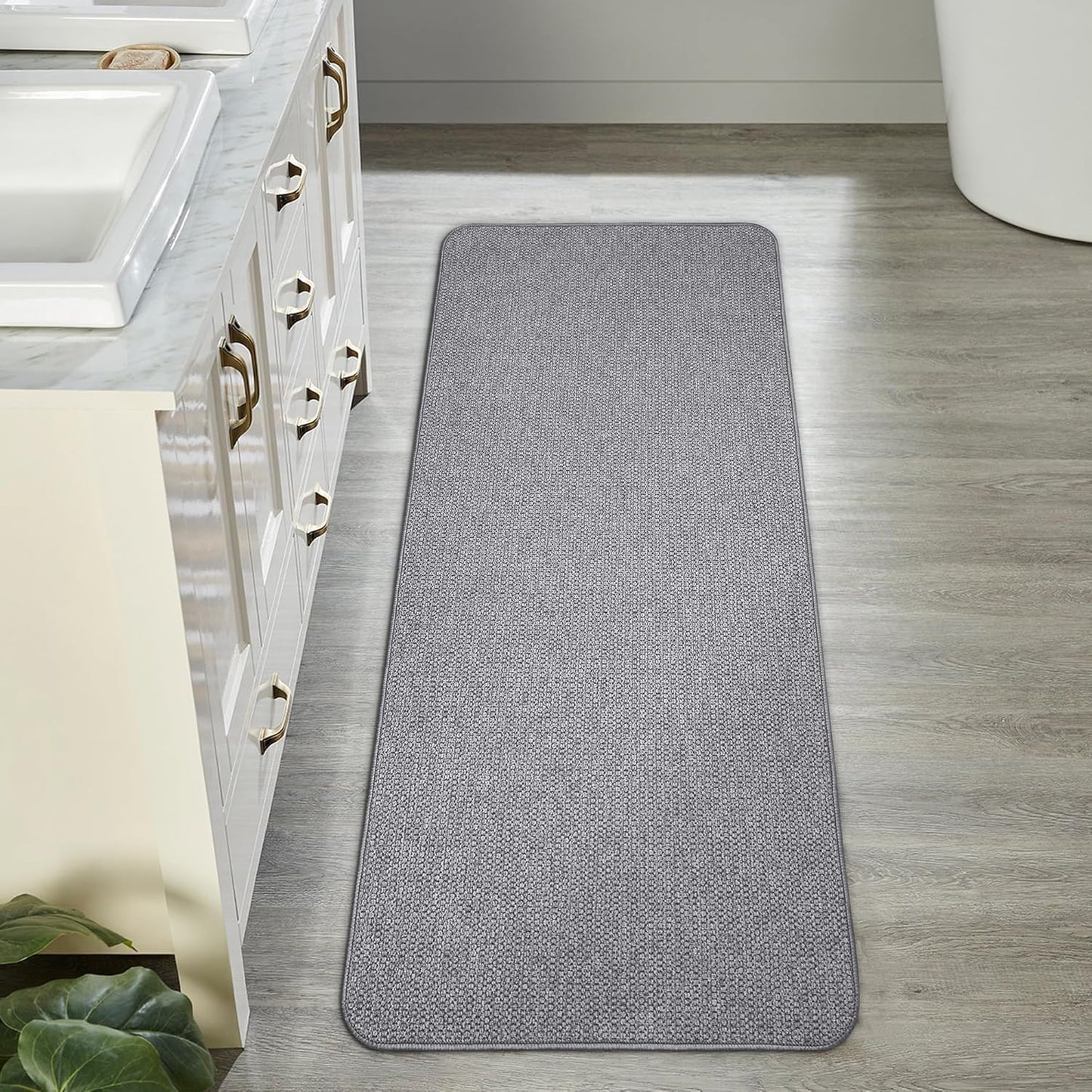Bath Mat,Ultra Thin Bathroom Runner Rugs,Large Bath Mats for Bathroom,Quick Dry,Non-Slip,Machine Washable,Low Pile,Bath Rug,Shower Outside,Sink,Home Decor Accessories.Grey,1'9"x3'11"（21x47inch）